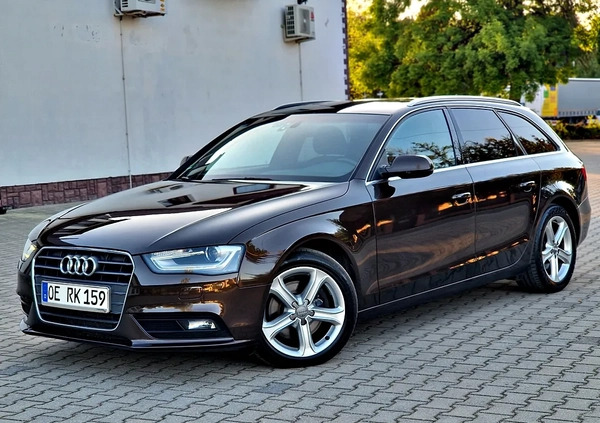 Audi A4 cena 44900 przebieg: 270000, rok produkcji 2013 z Wąchock małe 781